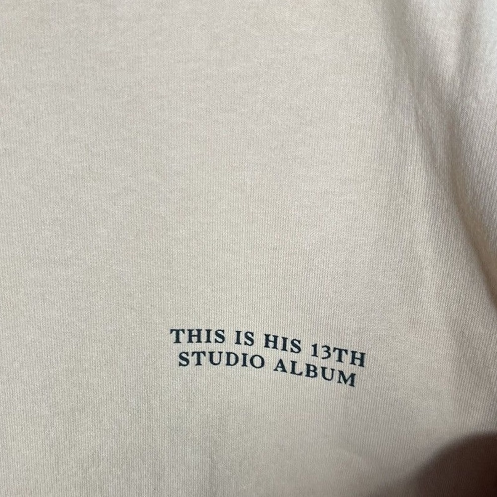 Jay Z 4:44 Tour Merch Sweatshirt - Picture 3 of 3